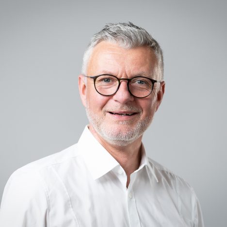 Bewerbungsfoto aus dem Fotostudio Thomas Adorff in Karlsruhe-Durlach
